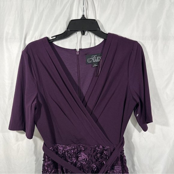 NEW $219 Alex Evenings [ 10 ] Mixed Media Sequined Rosette Midi Dress Eggplant‎ - Picture 8 of 14